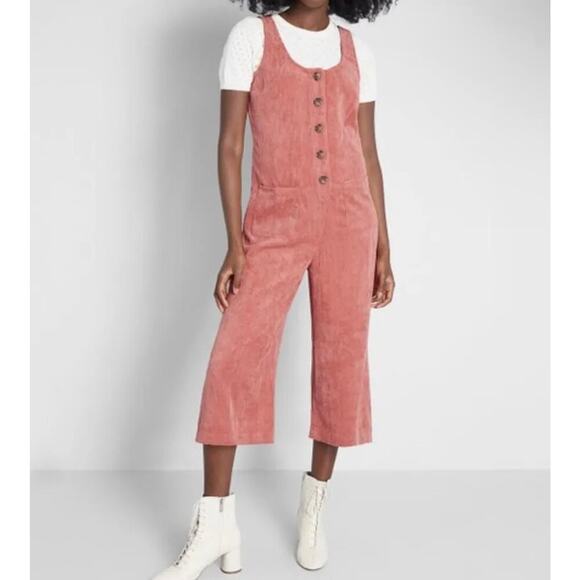 ModCloth As You Wish Jumpsuit Cropped Wide Leg Overalls Corduroy Pink Size Small - Picture 1 of 11